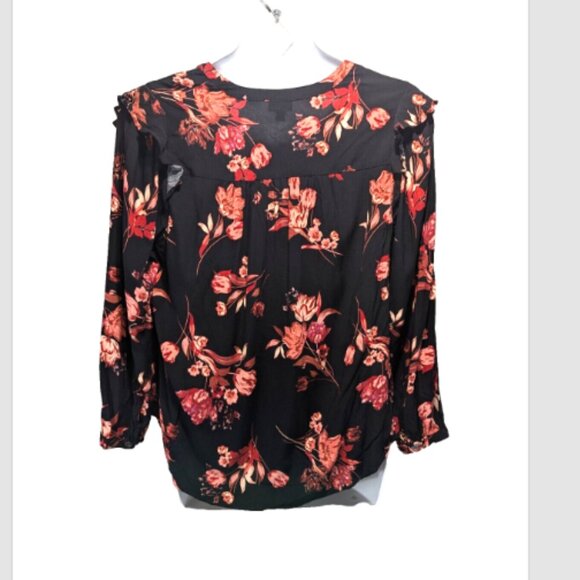 Torrid Black Floral Challis Ruffle Trim Pullover Long Sleeve Top Plus 1X - Picture 2 of 2